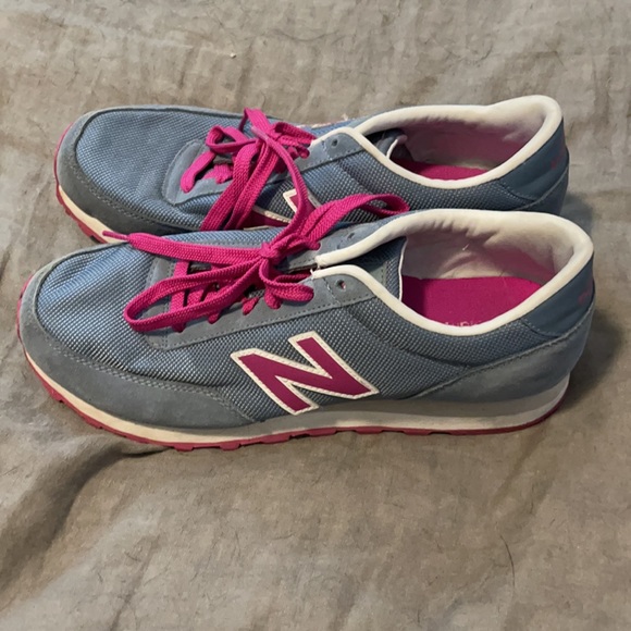 Blue and Pink New Balance Sneakers - Picture 3 of 5